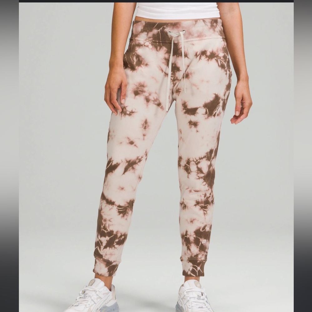 NWT Lululemon Warm Down Joggers